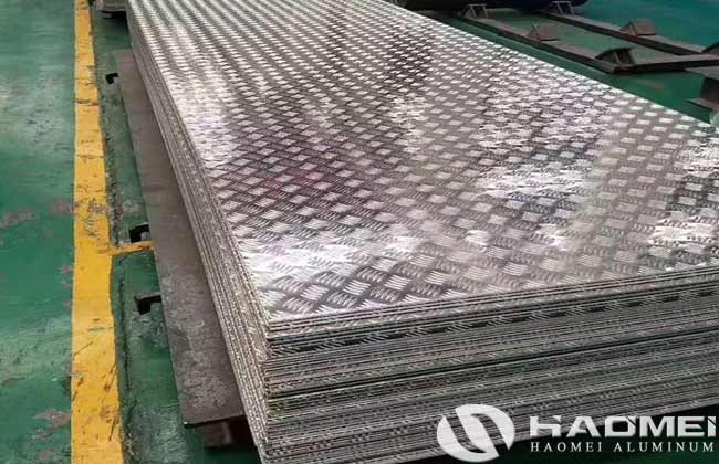 chequered aluminium plate